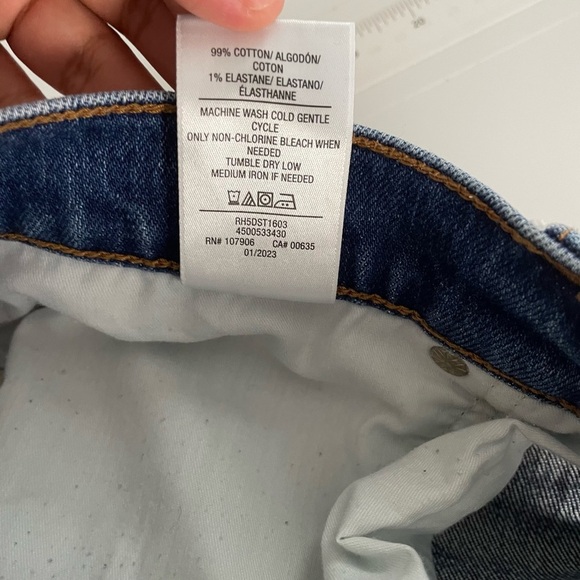 Hudson Devon High Rise Short - Picture 5 of 8